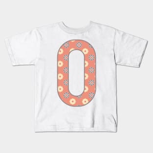 MONOGRAM LETTER O PINK FLORAL TYPOGRAPHY DESIGN Kids T-Shirt